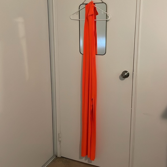 Norma Kamali halter Turtleneck Gown - orange - Picture 5 of 6